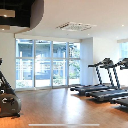 1 Bedroom Condo Uptown Parksuites Bgc, High Floor, Morning Sun Manila Eksteriør bilde