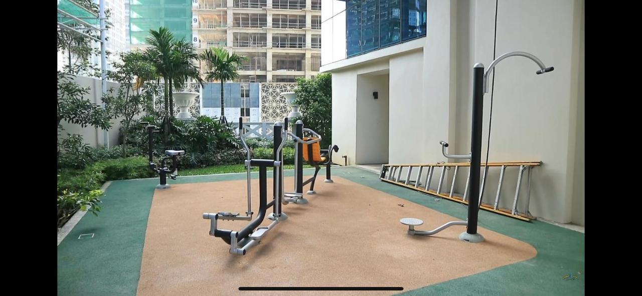 1 Bedroom Condo Uptown Parksuites Bgc, High Floor, Morning Sun Manila Eksteriør bilde