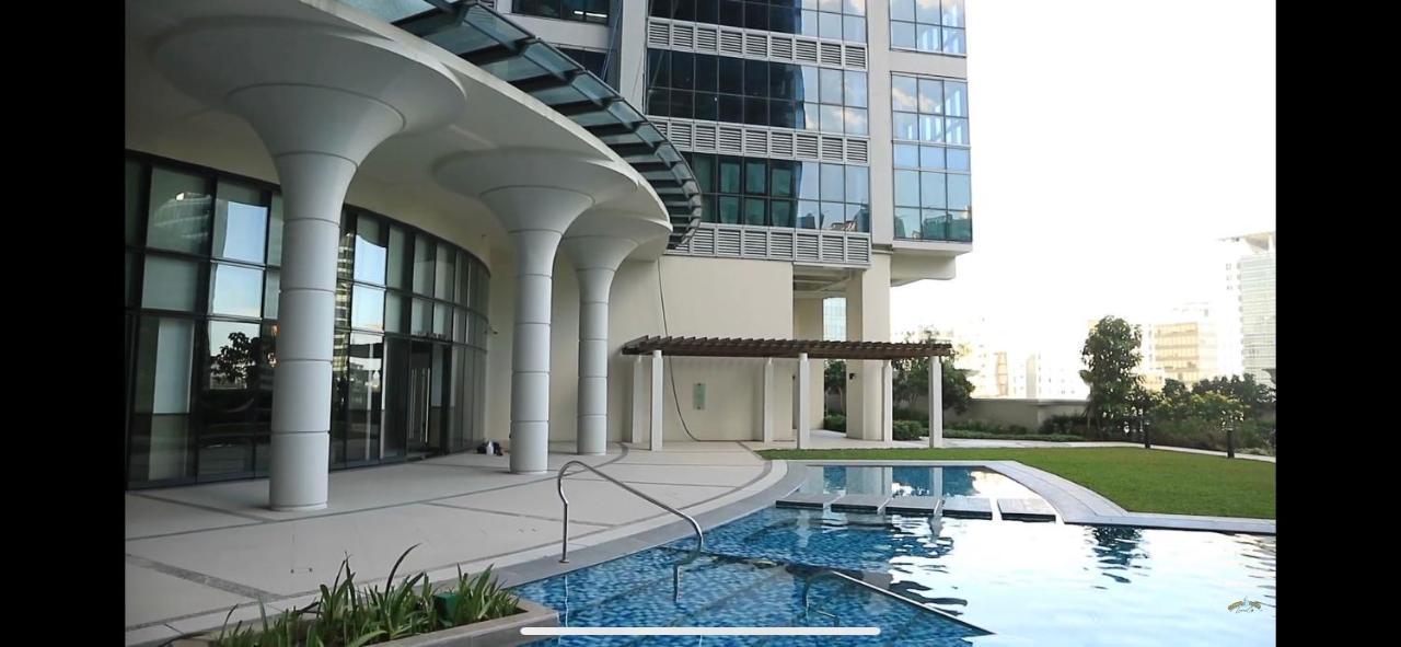 1 Bedroom Condo Uptown Parksuites Bgc, High Floor, Morning Sun Manila Eksteriør bilde