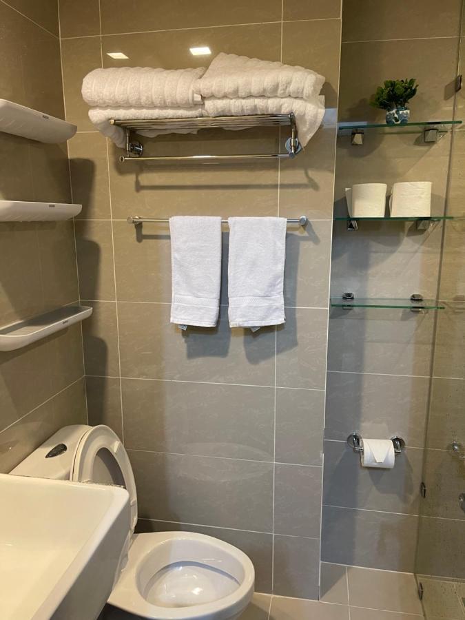 1 Bedroom Condo Uptown Parksuites Bgc, High Floor, Morning Sun Manila Eksteriør bilde